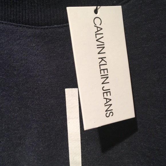 Women's Calvin Klein Jeans Sweatshirt/Sweater - Picture 5 of 5